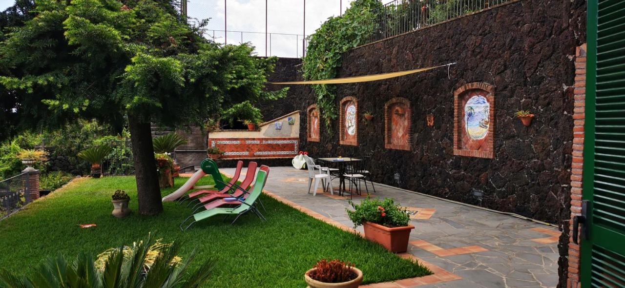 B&B Villa Dagala Santa Venerina Buitenkant foto