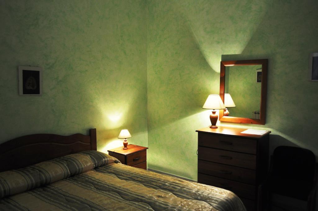 B&B Villa Dagala Santa Venerina Kamer foto